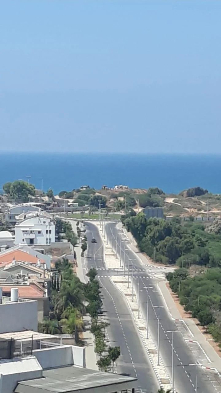 דירה יוקרתית בנווה חוף ליד הים!